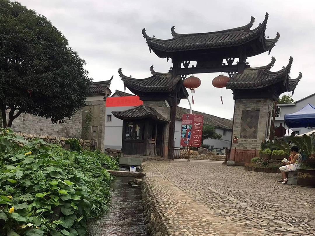 热血羽毛球